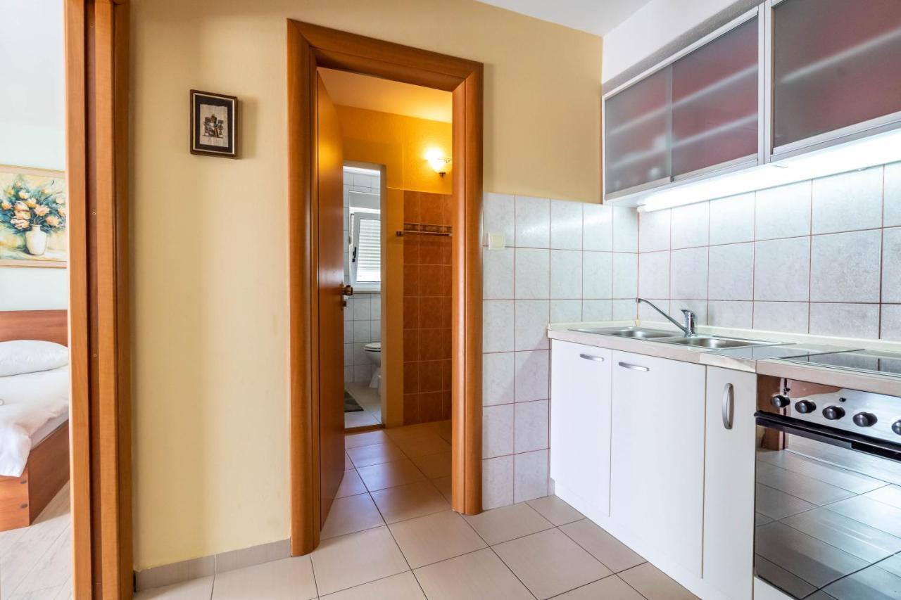 Hotel Pansion Epetium Stobreč Esterno foto
