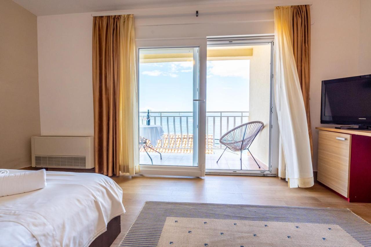 Hotel Pansion Epetium Stobreč Esterno foto
