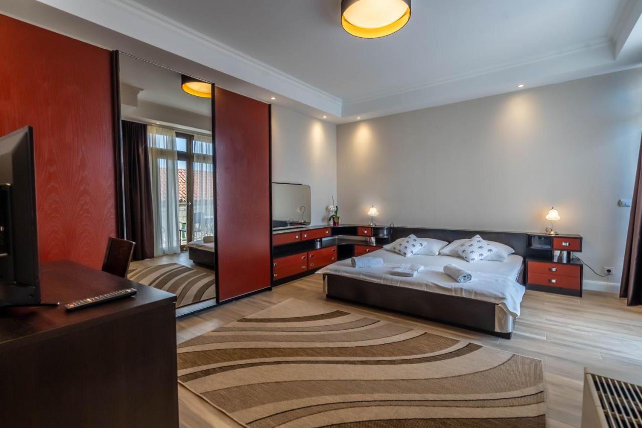 Hotel Pansion Epetium Stobreč Esterno foto