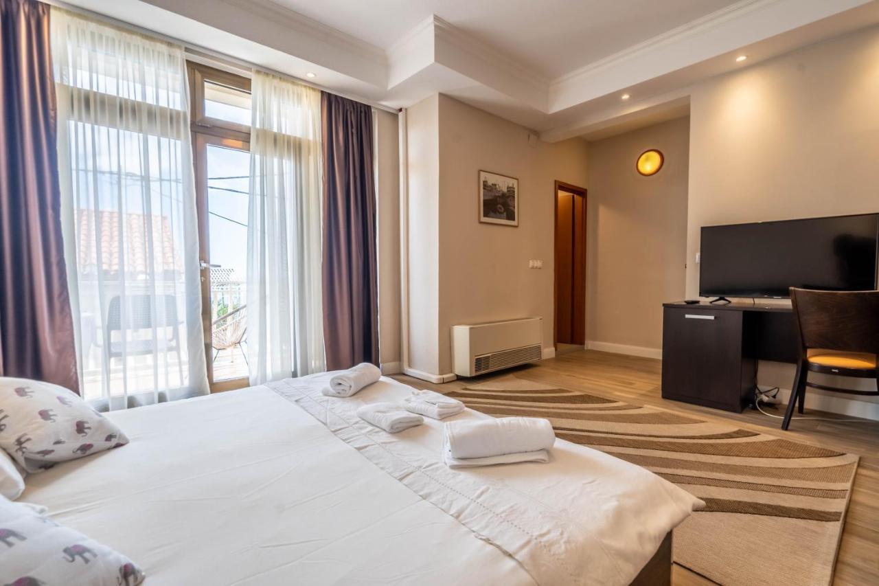 Hotel Pansion Epetium Stobreč Esterno foto
